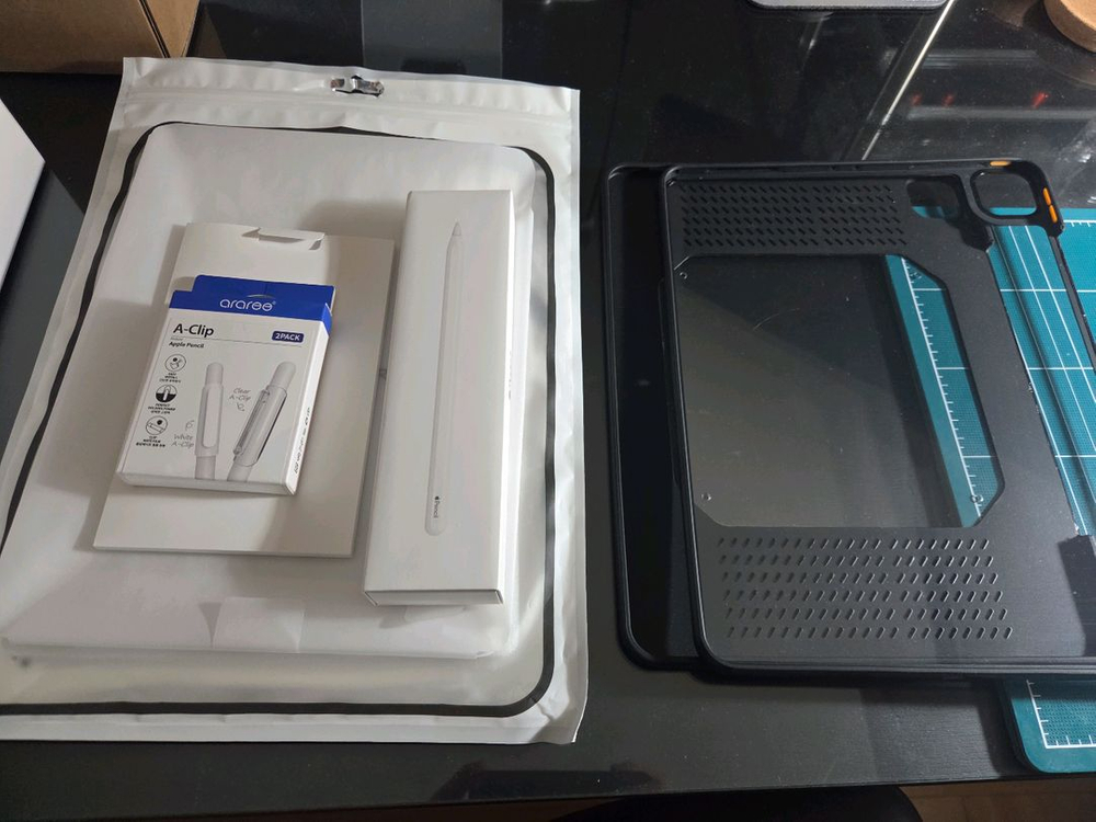 아이패드 프로 12.9 M2 6세대 셀룰러 256 풀셋 이미지