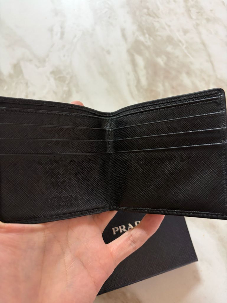 프라다 사피아노 남성 반지갑 이미지