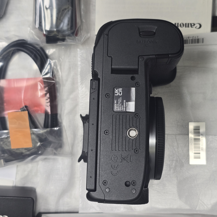 캐논 EOS R5 미러리스 8K RF 바디(풀박+추가구성)--9