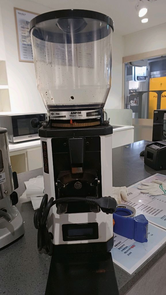 커피머신셋트 안핌그라인더 씨메05 이미지