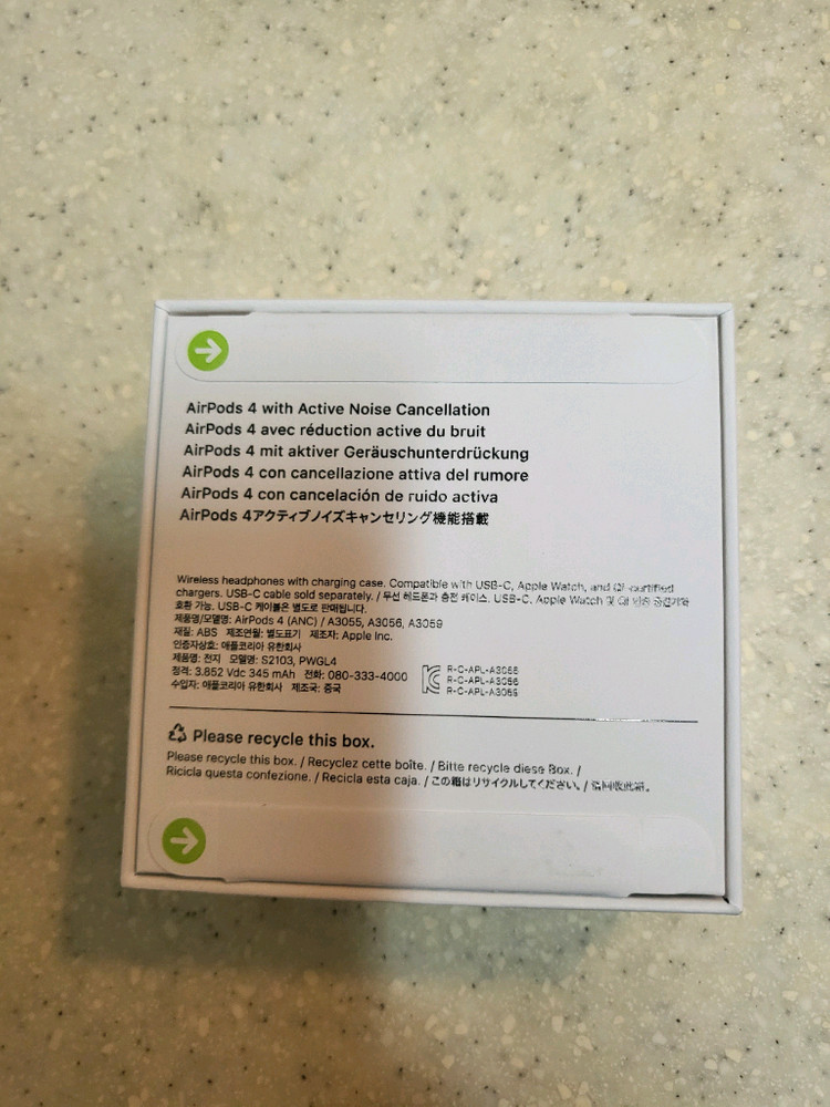 (미개봉) 에어팟 4세대 액티브 노이즈 캔슬링--1