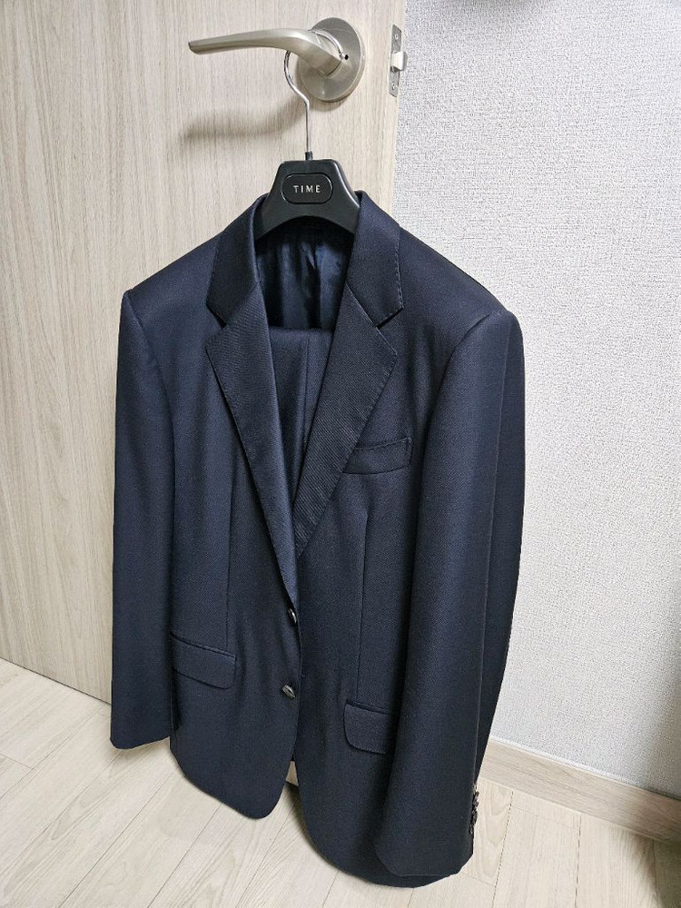 타임옴므 정장 네이비 제냐원단 50사이즈 상의100 하의33 이미지