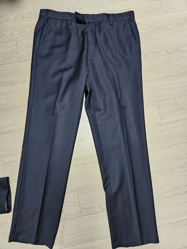 타임옴므 정장 네이비 제냐원단 50사이즈 상의100 하의33 이미지