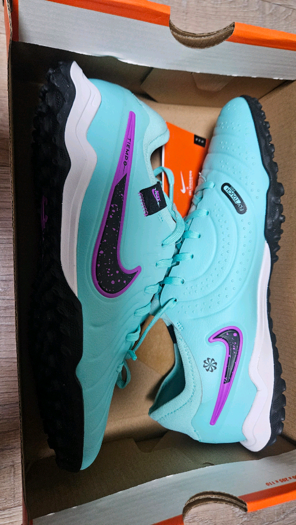 (새상품) 나이키 티엠포 레전드 10 프로 TF 풋살화--4