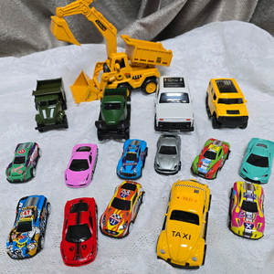 스포츠카 굴삭기 승용차 등 새상품 일괄