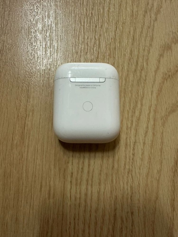 애플 에어팟 2세대 무선 이미지