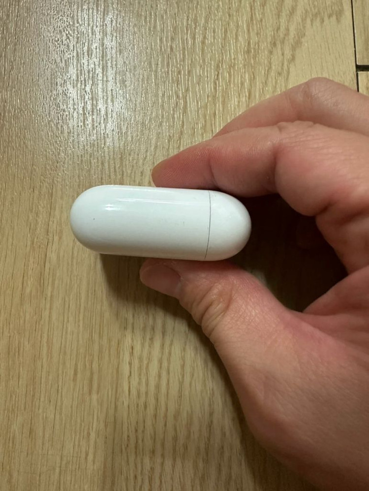 애플 에어팟 2세대 무선 이미지