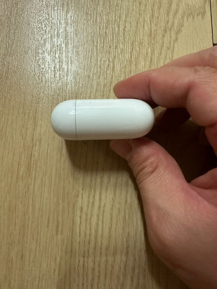 애플 에어팟 2세대 무선 이미지