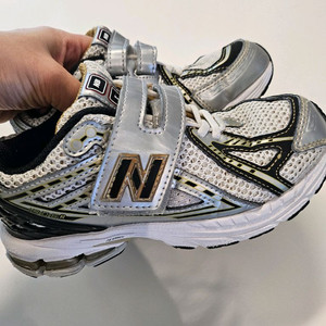 뉴발란스키즈 1906 530 190사이즈