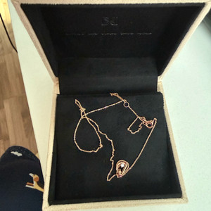 디디에 두보 14K 로즈골드 목걸이팝니다