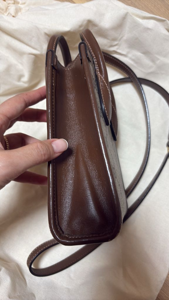 구찌 크로스백 이미지