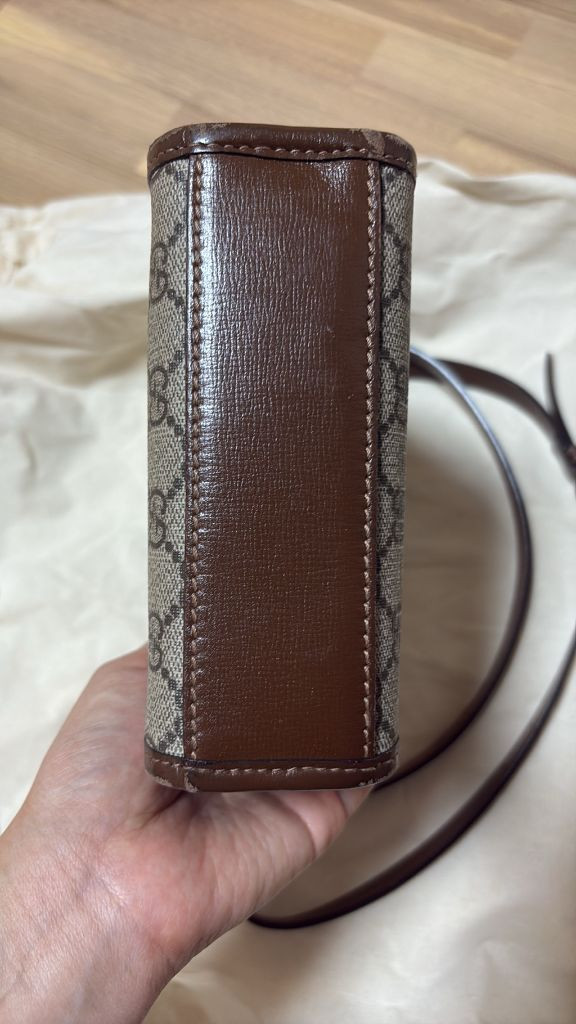 구찌 크로스백 이미지