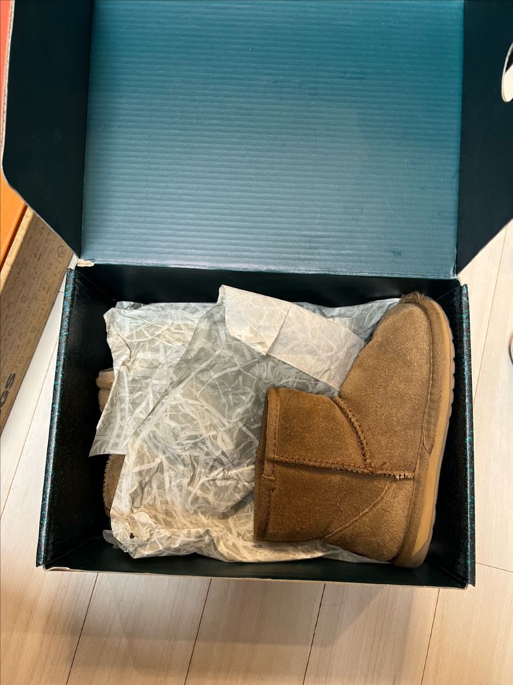 베베드피노 썬베어 스트라이프 티셔츠 + 베베드피노 썬베어 데님팬츠 + 디어베이비 패딩 조끼 110 + 이뮤 어그 이미지