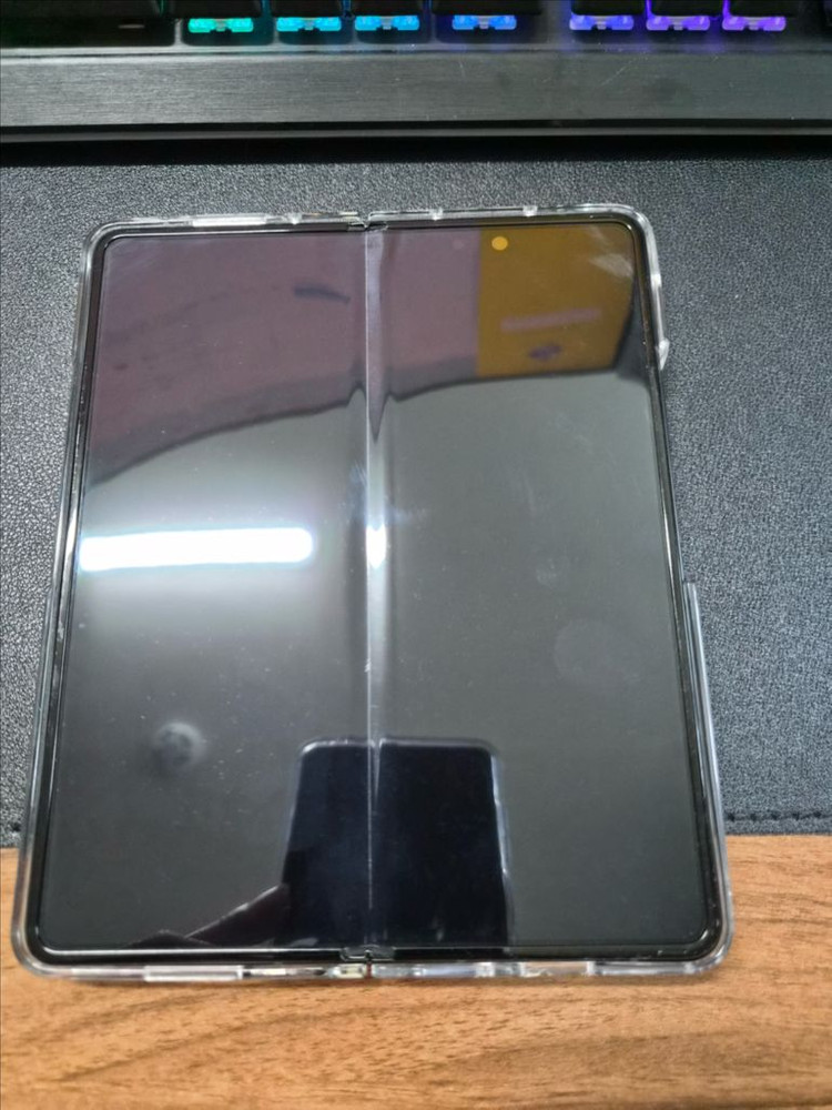 갤럭시 Z폴드 3 이미지