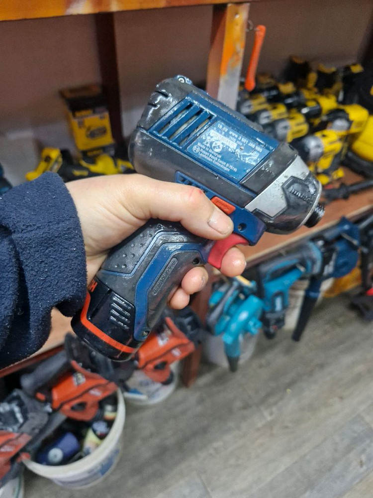 보쉬충전임팩드라이버 GDR10.8LI 충전임팩드릴 보쉬10.8V A급 이미지