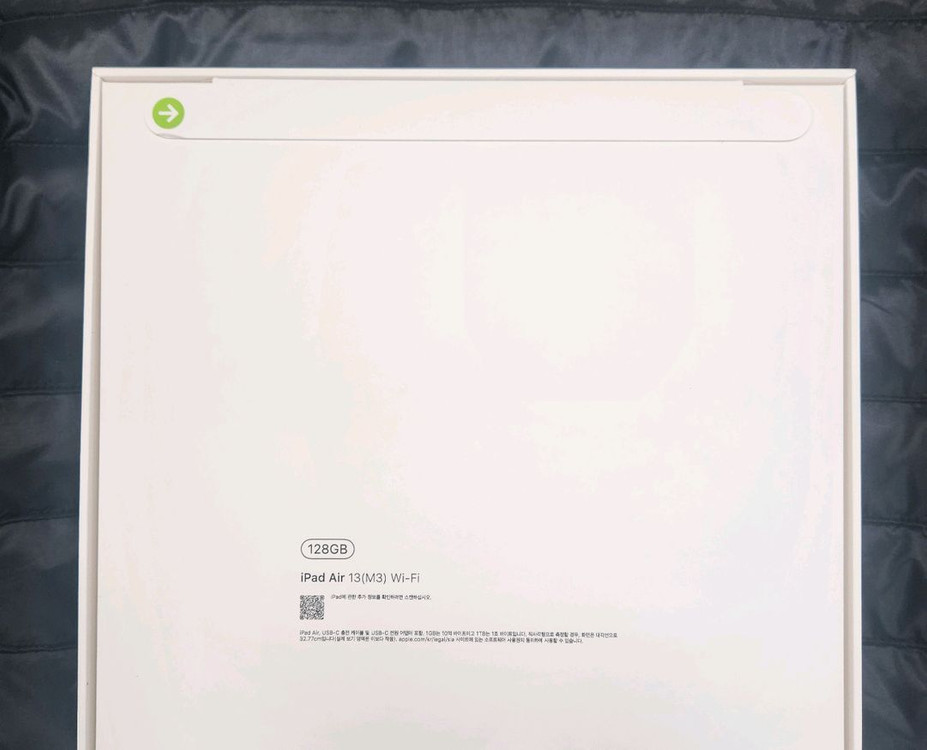 아이패드 에어 13 M3 128 와이파이 퍼플 미개봉 판매합니다 이미지