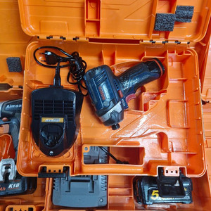 보쉬충전임팩드라이버 GDR10.8LI 충전임팩드릴 보쉬10.8V A급 이미지