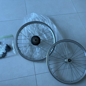 브롬톤 6단 휠셋 및 부품 일괄