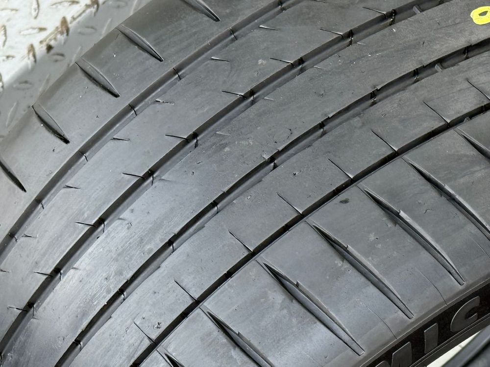 295 30 21 미쉐린타이어 ps4s 중고타이어 2953021 미쉐린 이미지