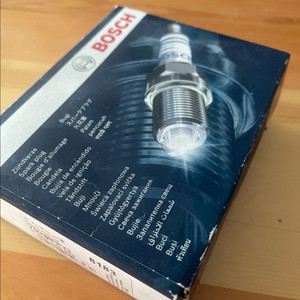 벤츠 s350 w221용 보쉬 점화플러그 6개 미개봉신품 이미지