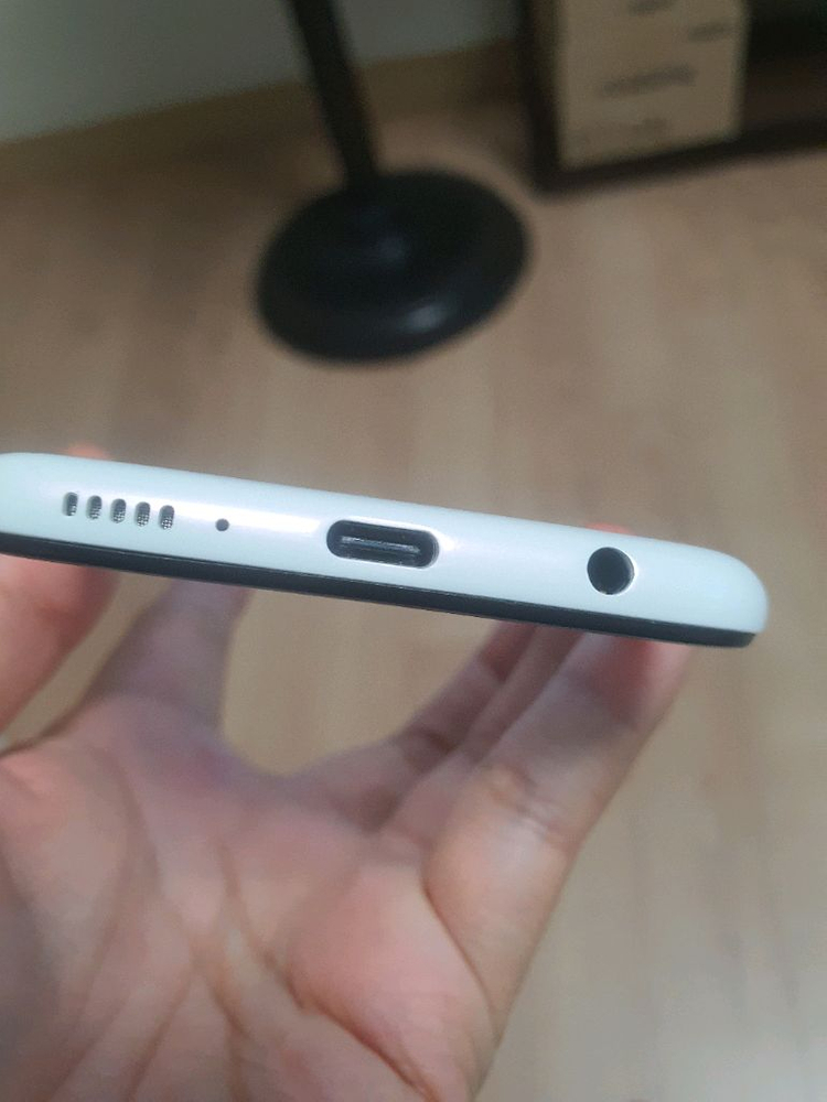 갤럭시A10e 이미지