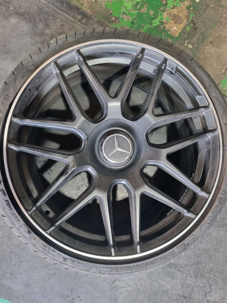 벤츠AMG. st. 카피 20인치 휠 타이어. 앞 셋트 두개 팔아요 이미지