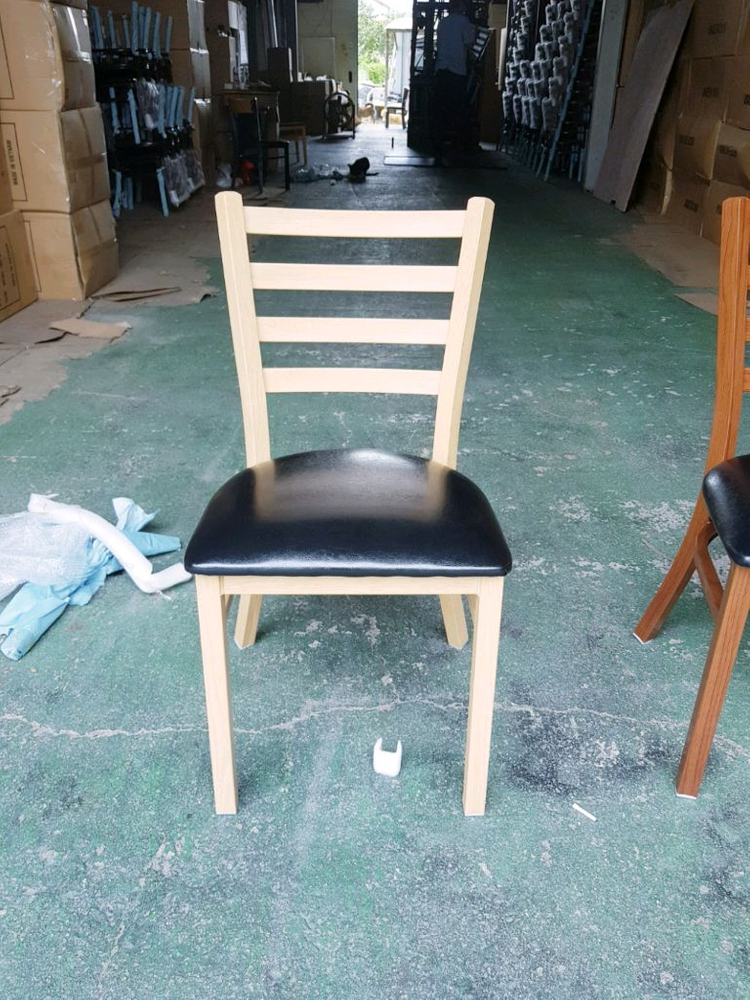 식당용 철재의자 이미지