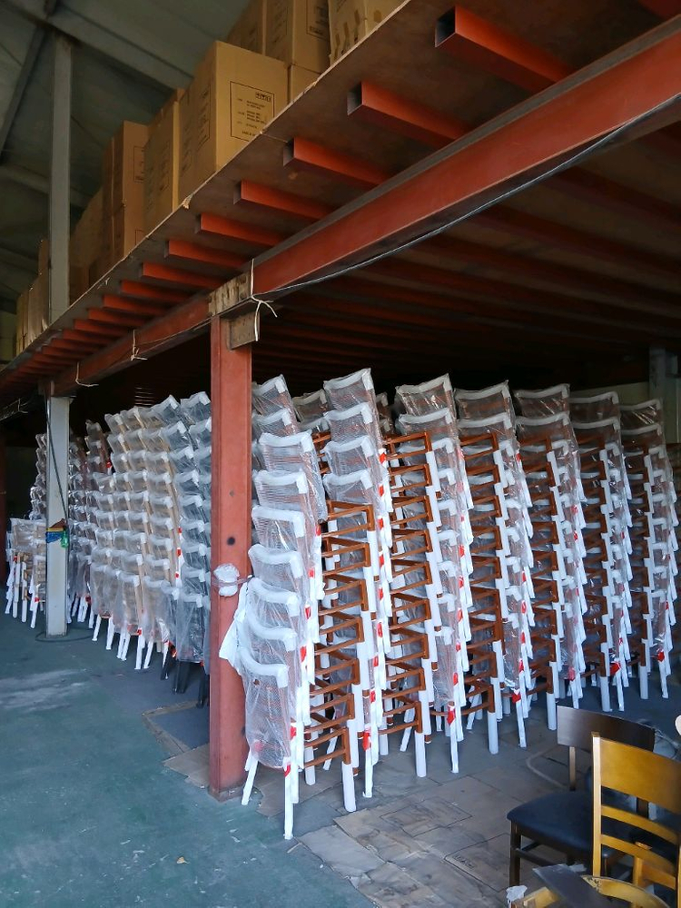 식당용 철재의자 이미지