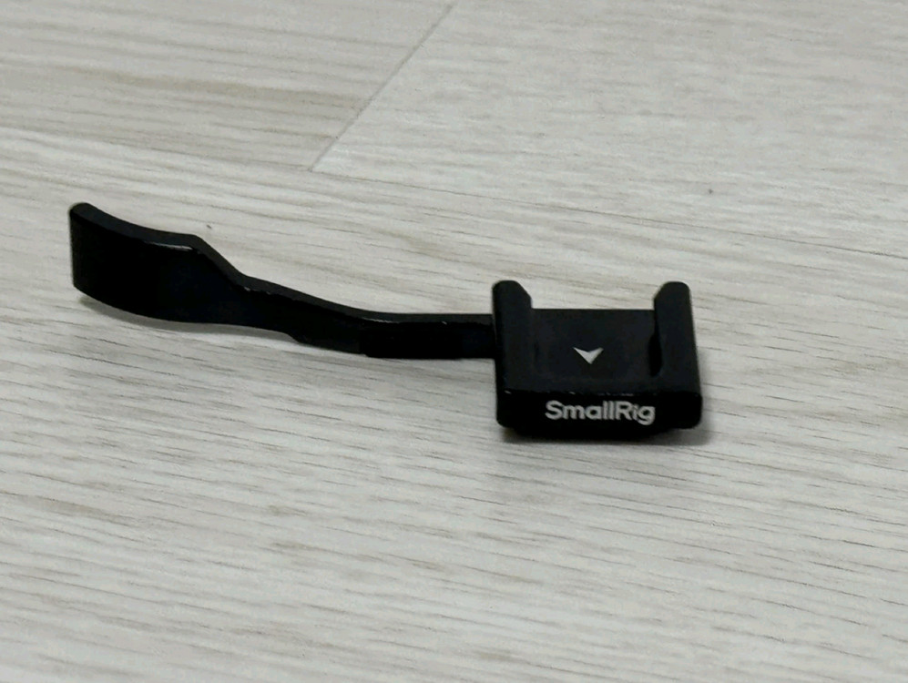 소니 A7C2 + 28-60 번들 킷 판매합니다--6