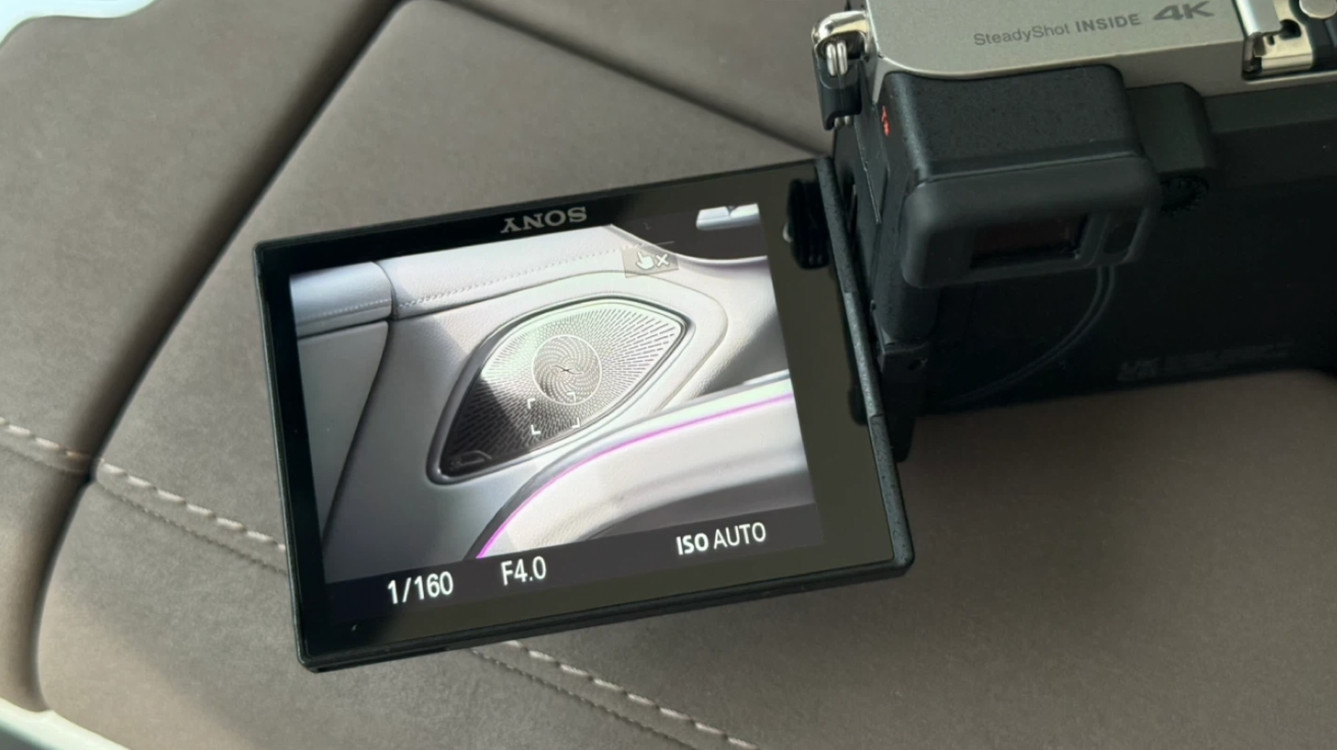 소니 A7C 바디 판매합니다.--3