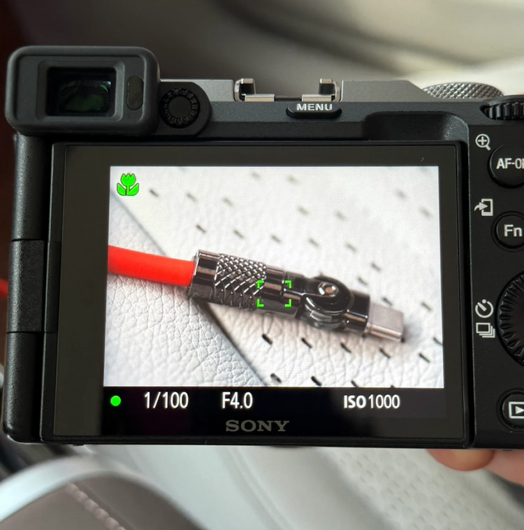 소니 A7C 바디 판매합니다.--4