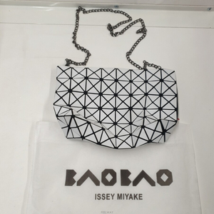 명품 바오바오 이세이미야케(BAO BAO ISSEY MIYAKE 정품)의 프리즘 체인 크로스백(또는 클러치) 이미지