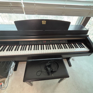 디지털피아노 야마하 clp 230 이미지