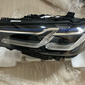 bmw 530i550i g30후기형 신품 레이저라이트 이미지