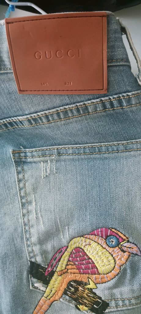 프 라 다 배꼽티--3