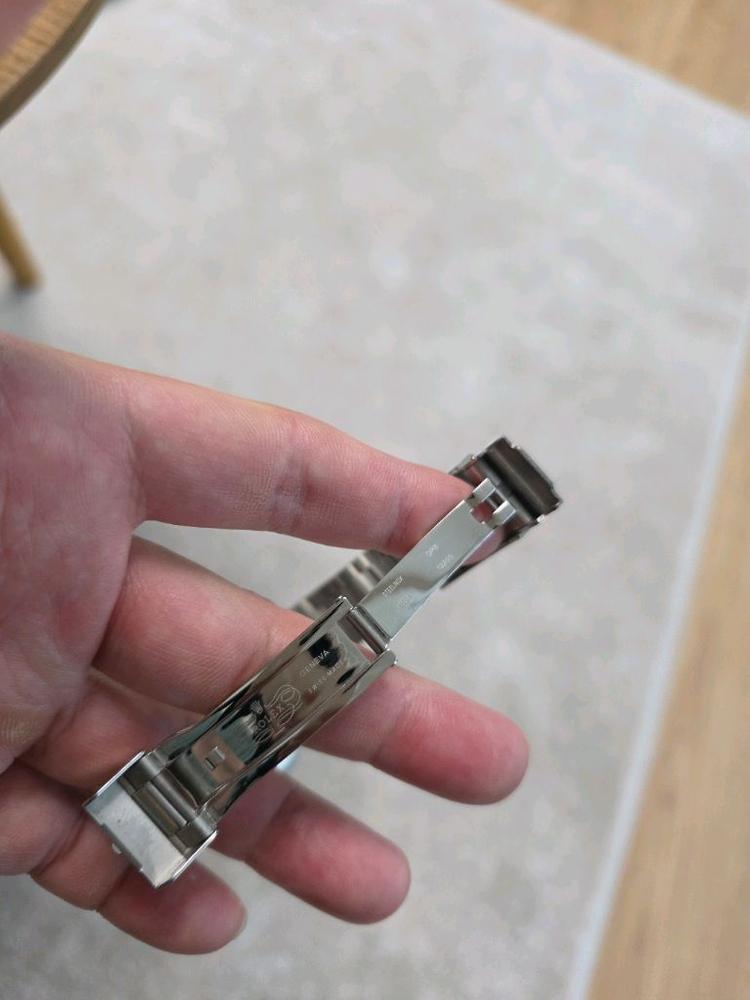 롤렉스 GMT 마스터2 이미지