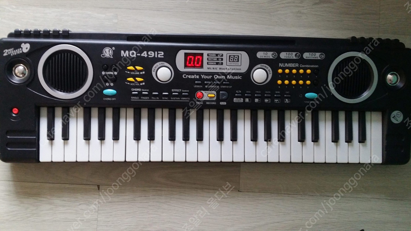 아콘 마스터키 25, 키스테이션 49, 전자 피아노 바,이,엘 120, ﻿카시오 CT 700, ﻿﻿삼익 N1PRO 이미지