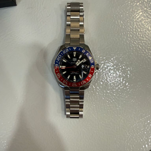 태그호이어 아쿠아레이서 300 GMT 펩시 시계 팝니다. 이미지