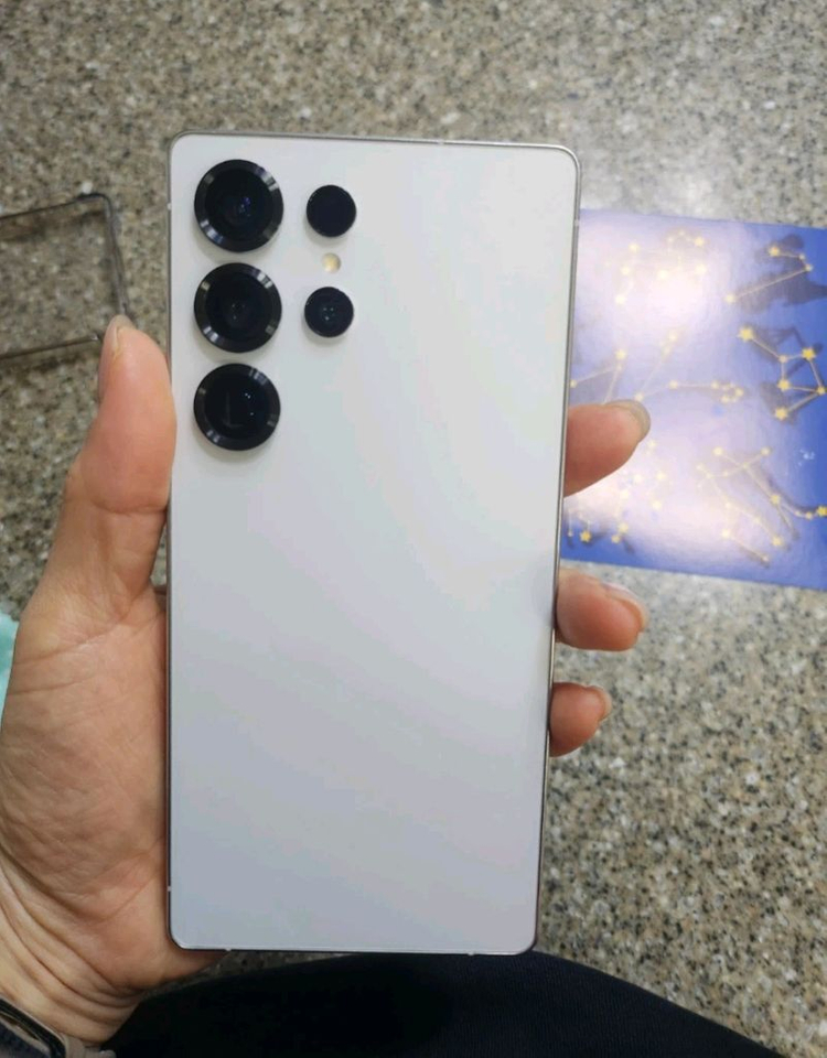 갤럭시 S25울트라 512GB 화이트실버색상 A+급 이미지