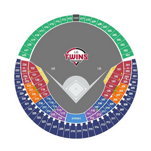 엘지 일욜 개막전 엘지 vs KT 1루 외야 통로석