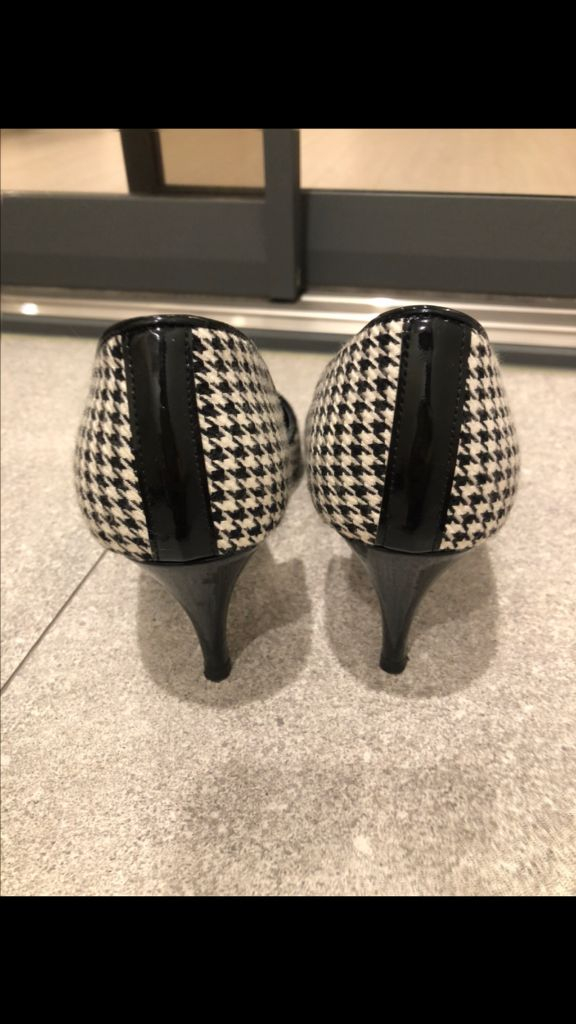 ZZINA shoes 하운드투스 힐235 배송포함--2