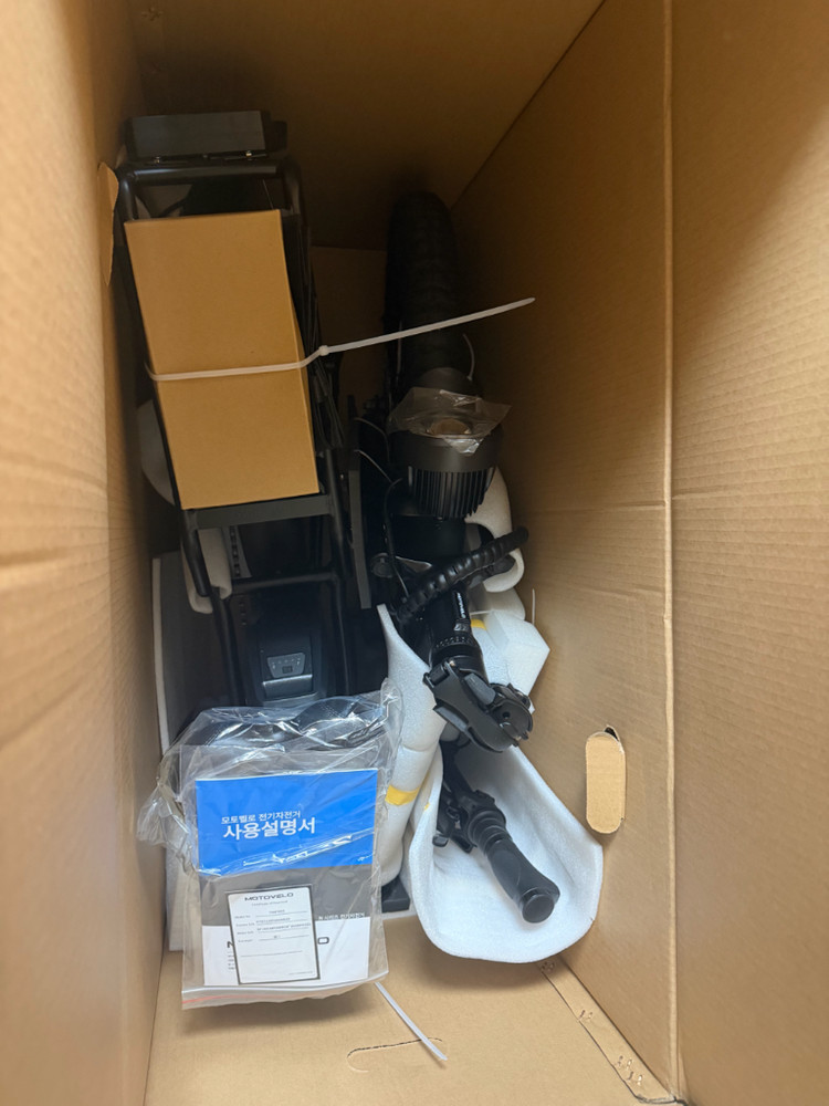 모토벨로 TN8 프로 접이식 전기자전거 미사용 새상품 박스채보관 예약시 즉시조립및 충전가능--0