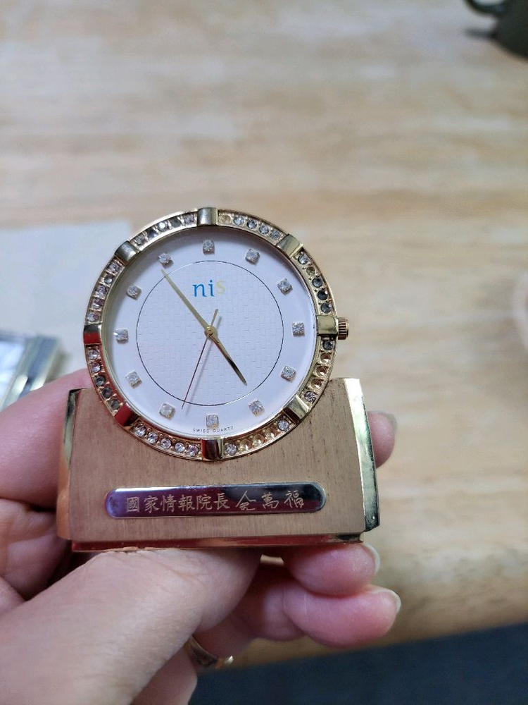 백벞김구 선생 회중시계, 국정원,개성공단기념 탁상시계 이미지