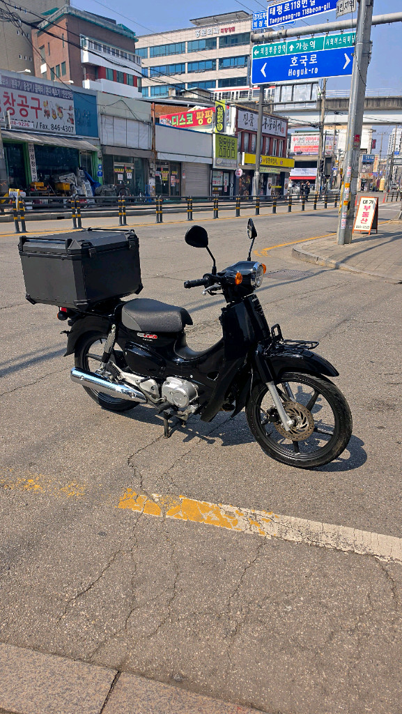 혼다 슈퍼커브--1