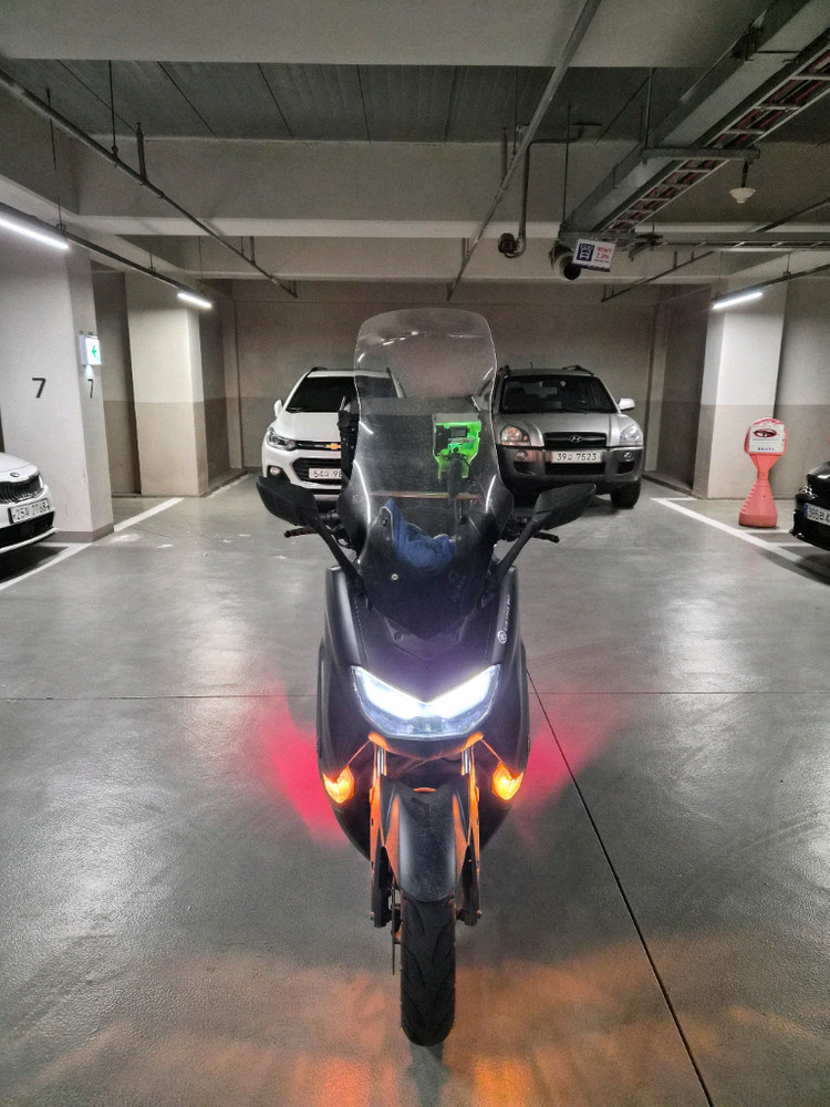 22년식 야마하 nmax (입문용)--0