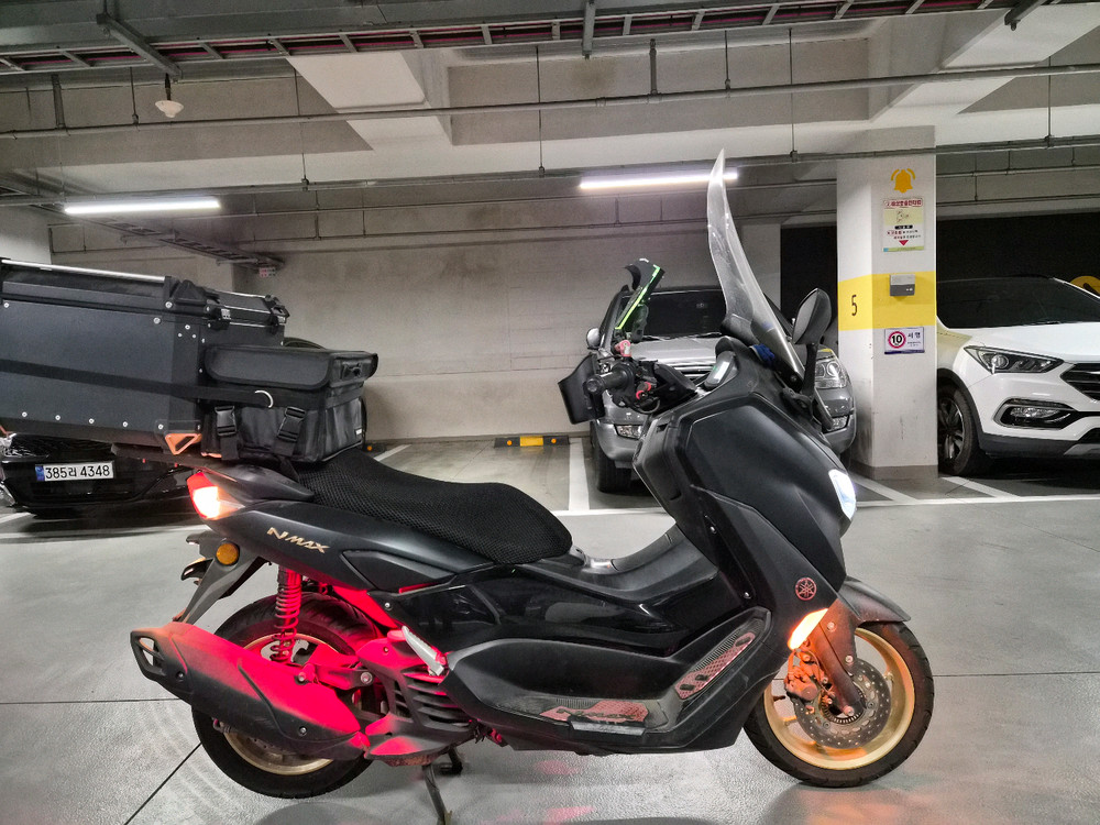 22년식 야마하 nmax (입문용)--1