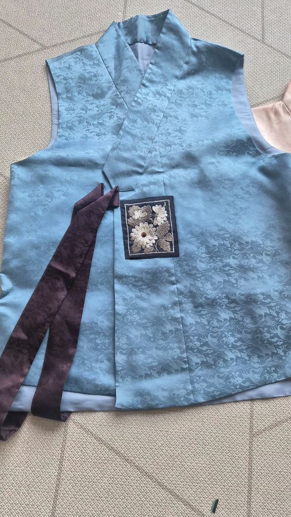 남성한복 이미지