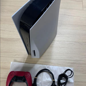 소니 플스5 디스크 버전 팝니다. 1018A 21년 8월 마지막 생산 모델 이미지