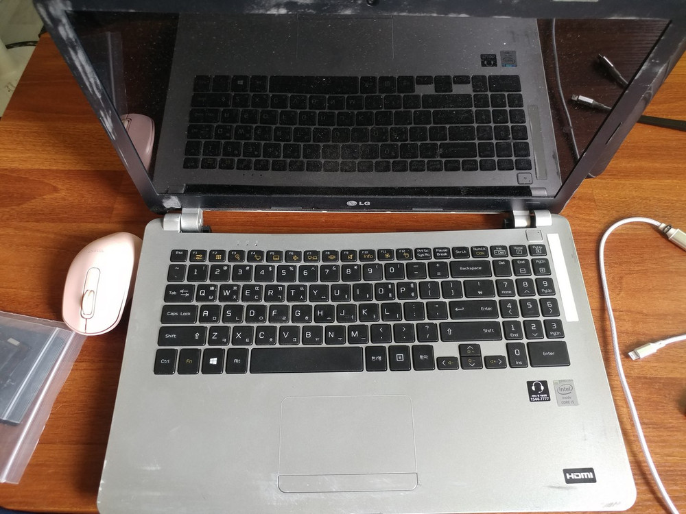 부품용 노트북 HP TPN-C125, LG 15U530, LG15N54, 삼성 RV520, 아티브북4 NT450R 이미지