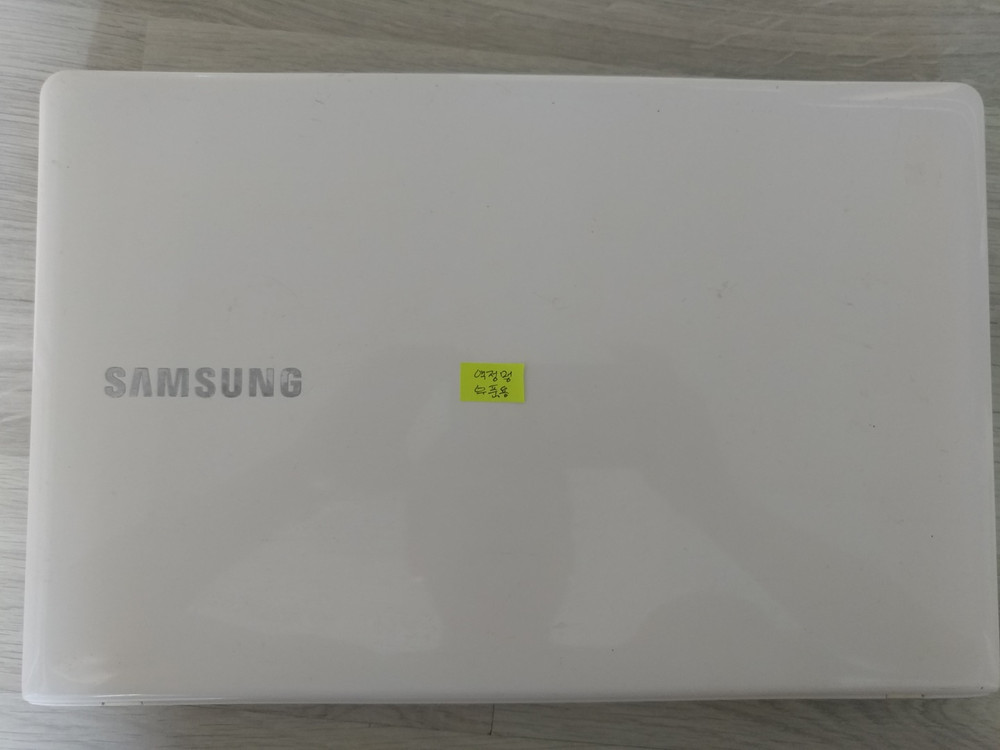 부품용 노트북 HP TPN-C125, LG 15U530, LG15N54, 삼성 RV520, 아티브북4 NT450R 이미지